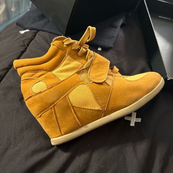 Yellow Wedge Sneakers size 7 - Picture 14 of 16